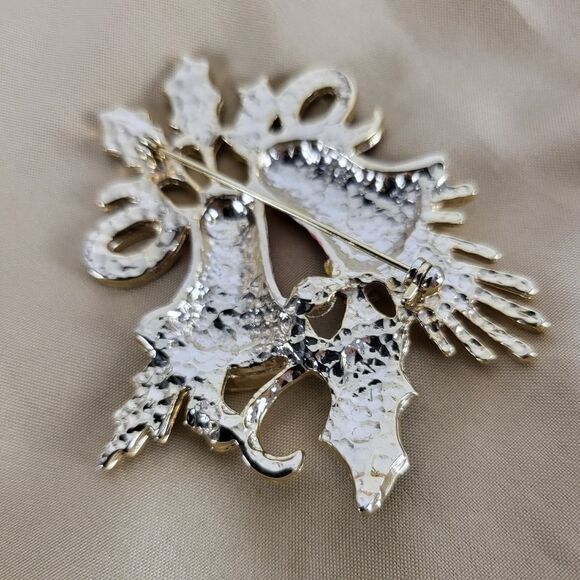Red Bell & Holly Rhinestone Christmas Brooch - Picture 4 of 4
